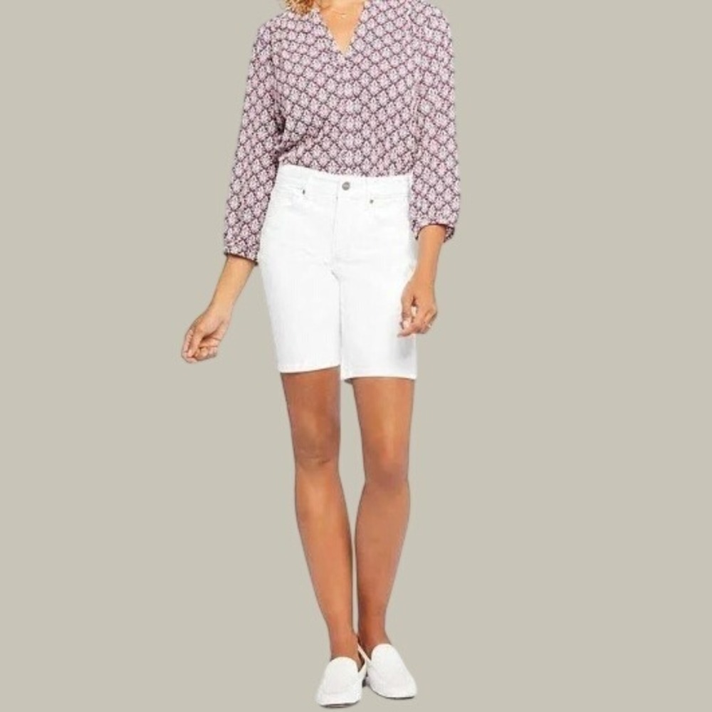 NYDJ Ella Stretch Bermuda Shorts Womens Sz 22W White Solid Summer Coastal